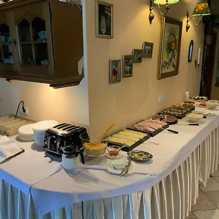 Miodowy Raj Gæstehus Targanice